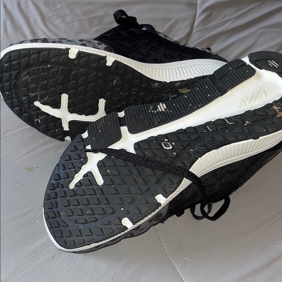 Avia Black and Gray Leopard Print Women's Sneakers - Picture 7 of 7